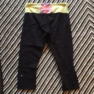 Reversible lulu crops- black and floral